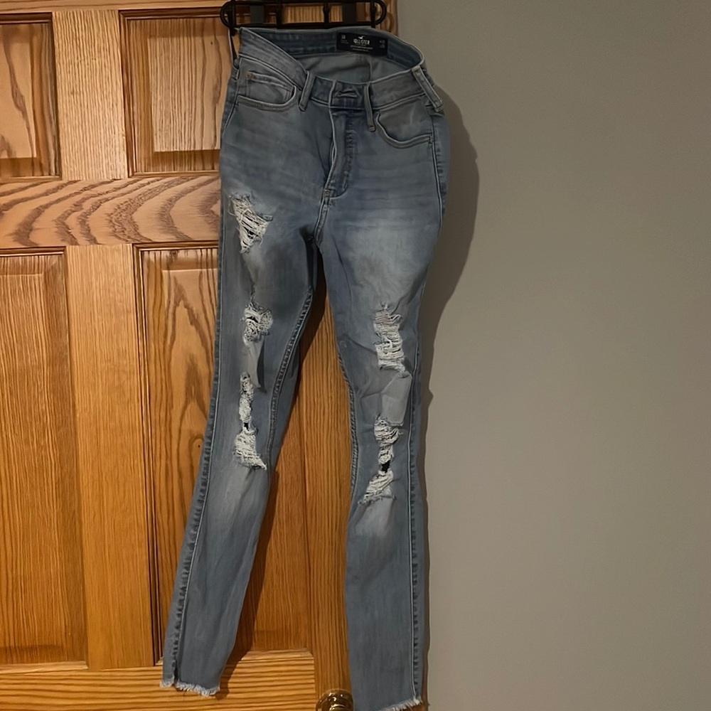 Hollister ripped blue skinny jeans
